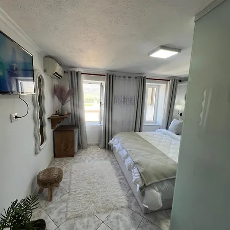 Himalayas Guest house