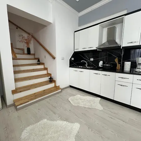 Πανσιόν Himalayas Αργυρόκαστρο